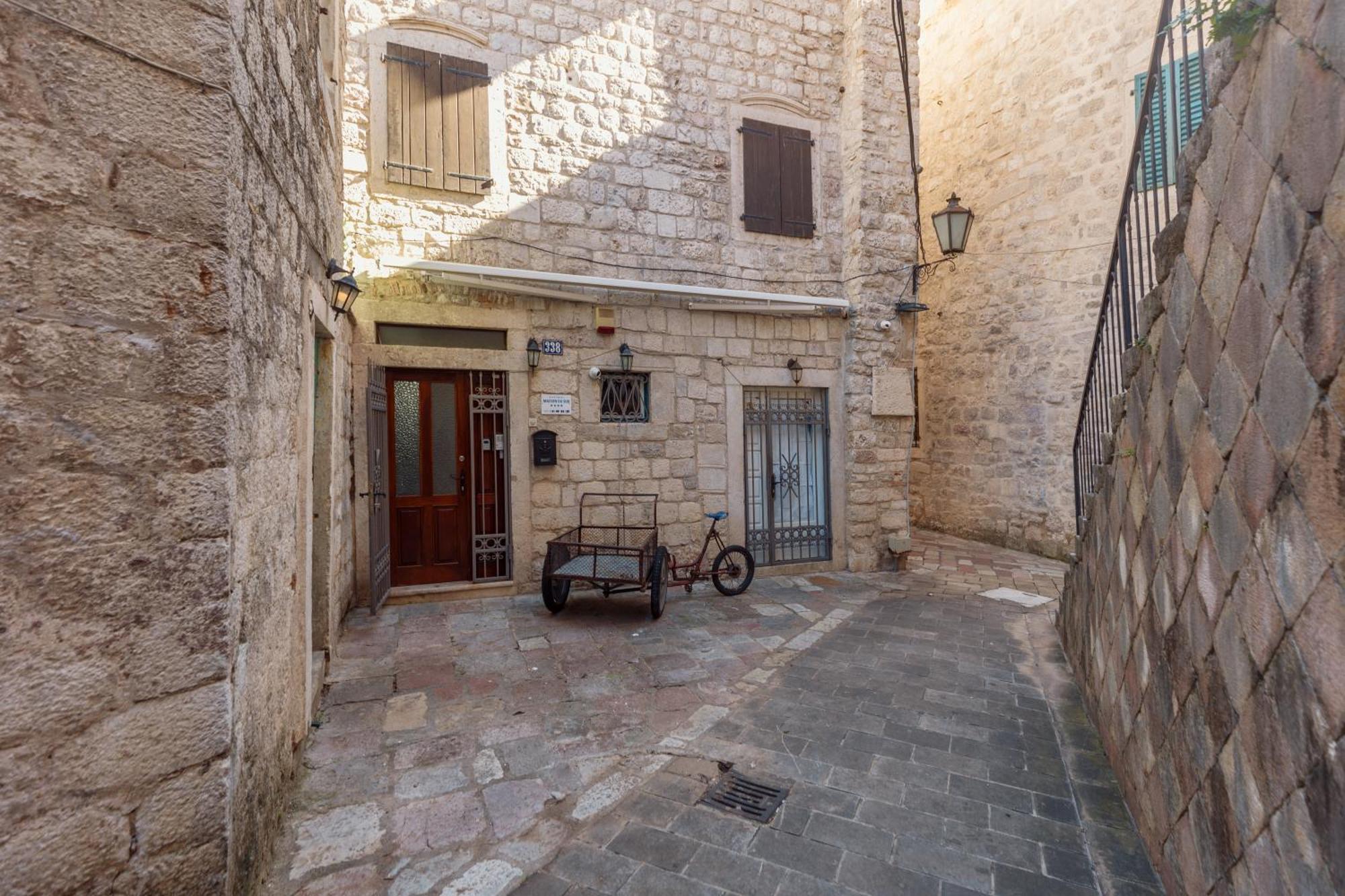 Old Town St Tryphon Apartment Kotor Dış mekan fotoğraf