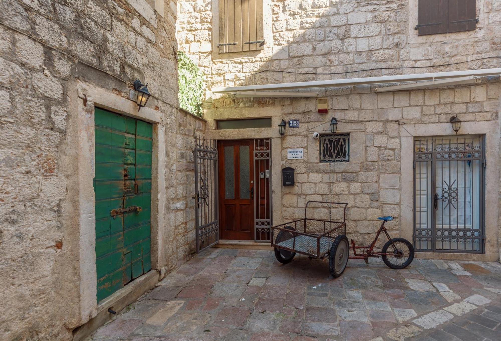 Old Town St Tryphon Apartment Kotor Dış mekan fotoğraf
