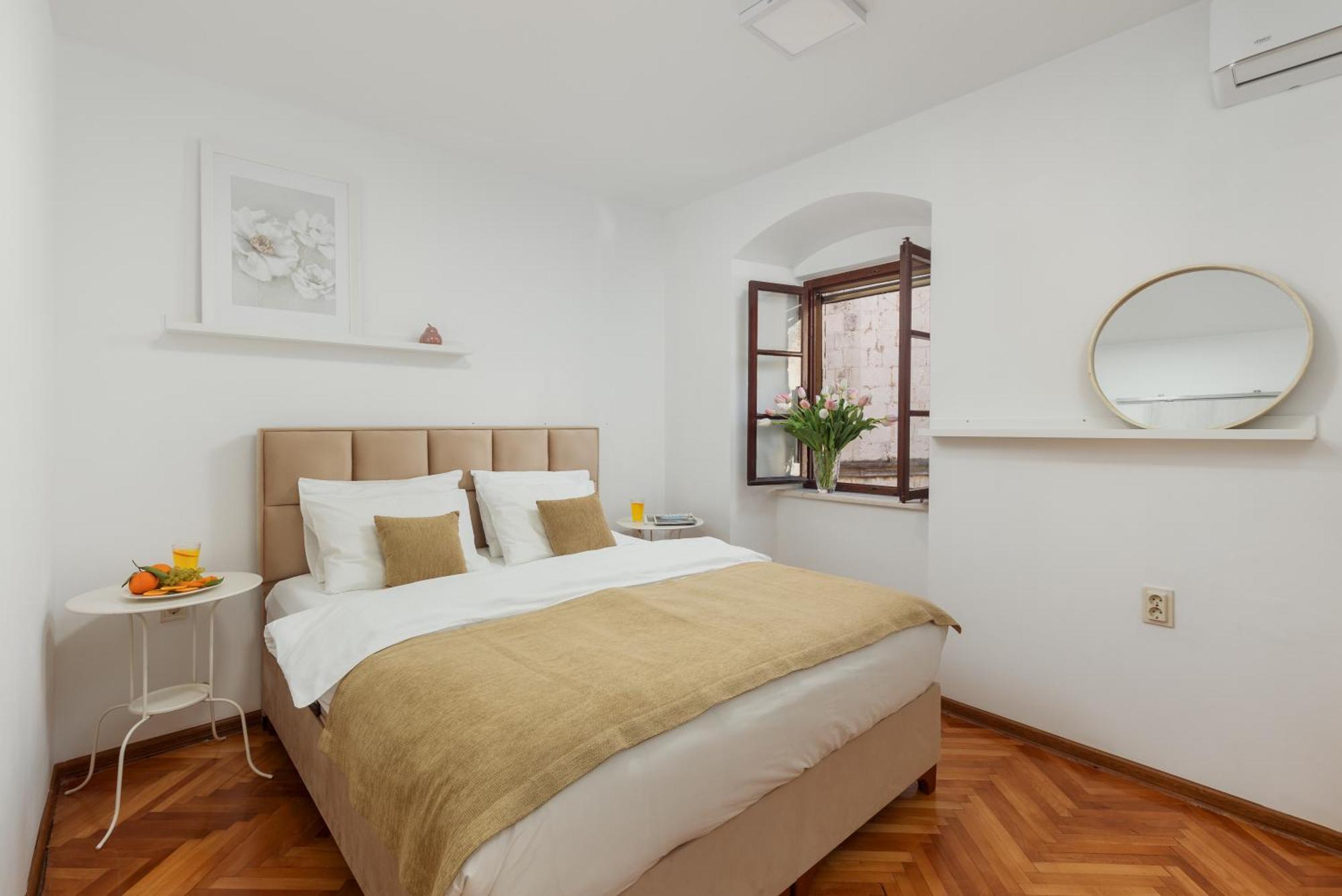 Old Town St Tryphon Apartment Kotor Dış mekan fotoğraf